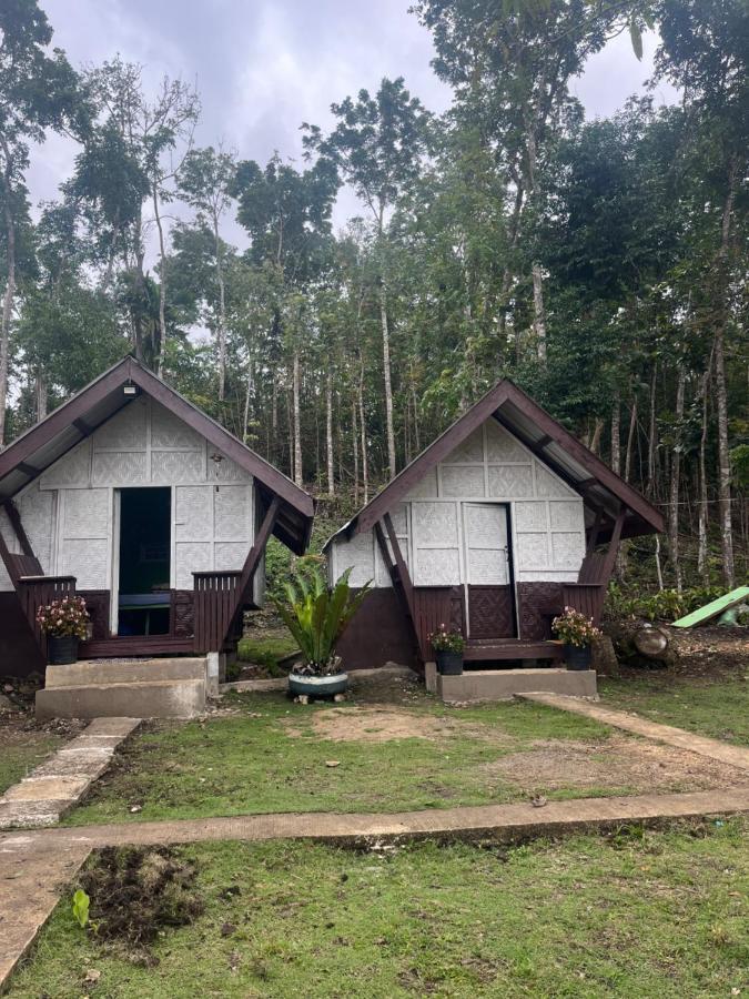 Batuan Roca'S Homestay Backpackers Chalet מראה חיצוני תמונה