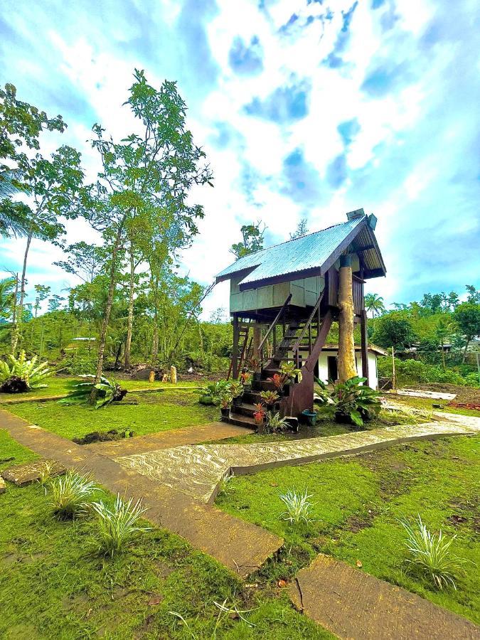 Batuan Roca'S Homestay Backpackers Chalet מראה חיצוני תמונה