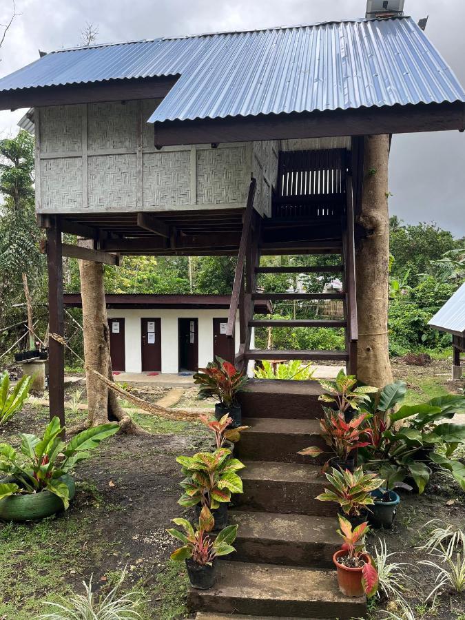 Batuan Roca'S Homestay Backpackers Chalet מראה חיצוני תמונה