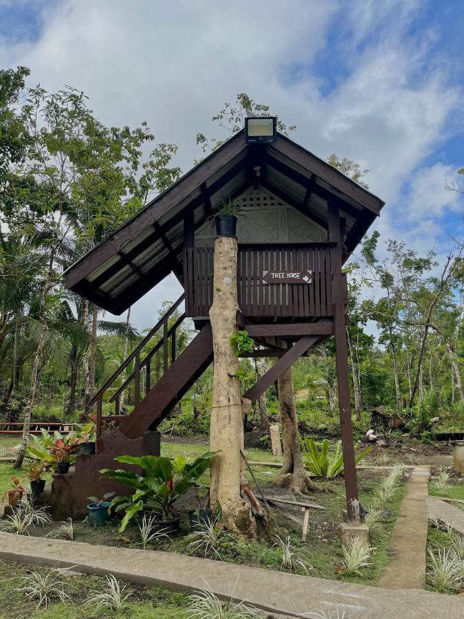 Batuan Roca'S Homestay Backpackers Chalet מראה חיצוני תמונה