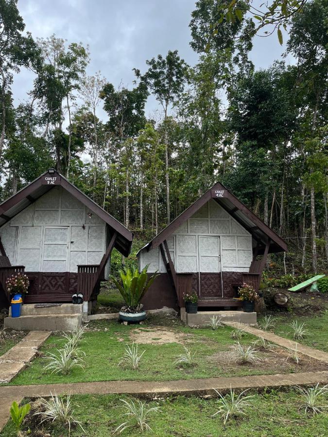 Batuan Roca'S Homestay Backpackers Chalet מראה חיצוני תמונה