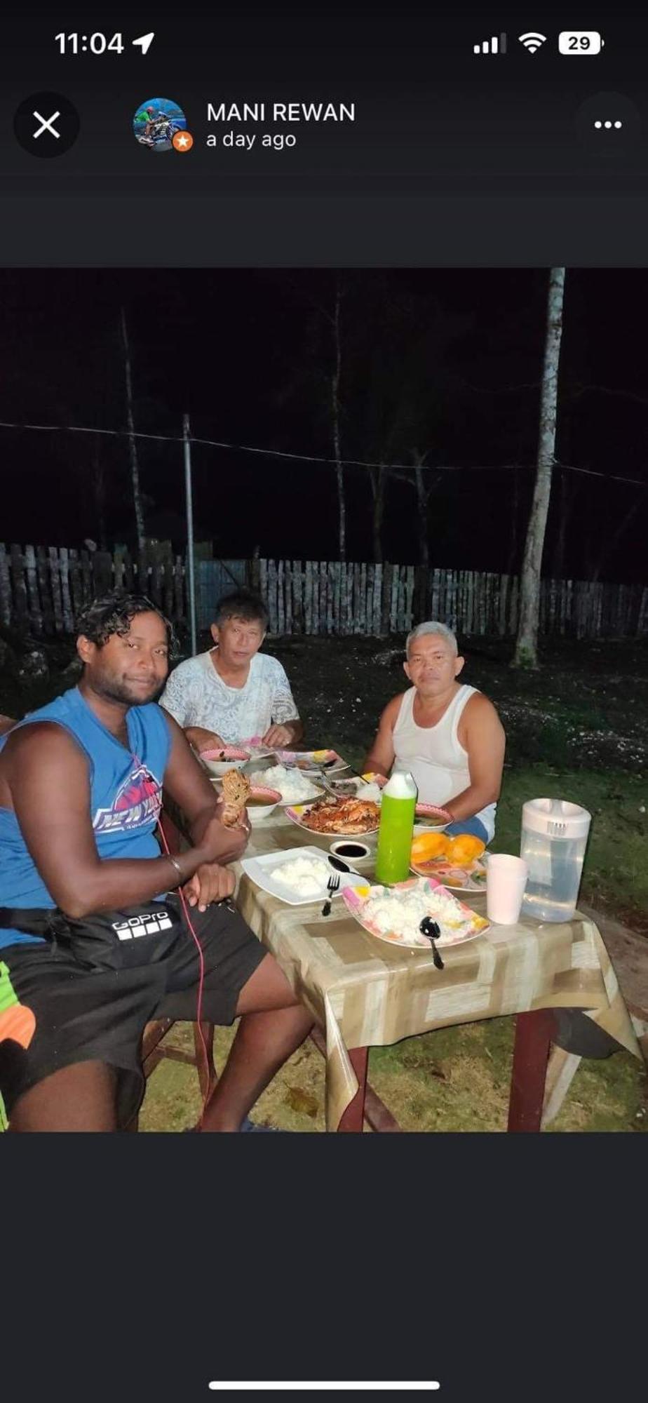 Batuan Roca'S Homestay Backpackers Chalet מראה חיצוני תמונה