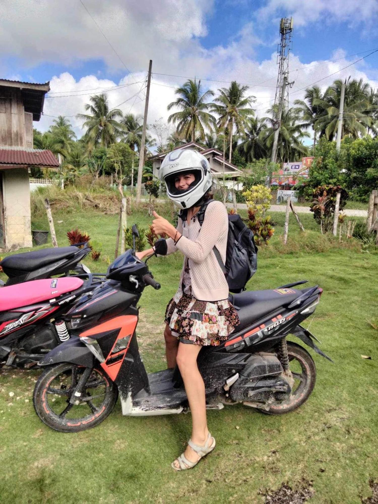 Batuan Roca'S Homestay Backpackers Chalet מראה חיצוני תמונה